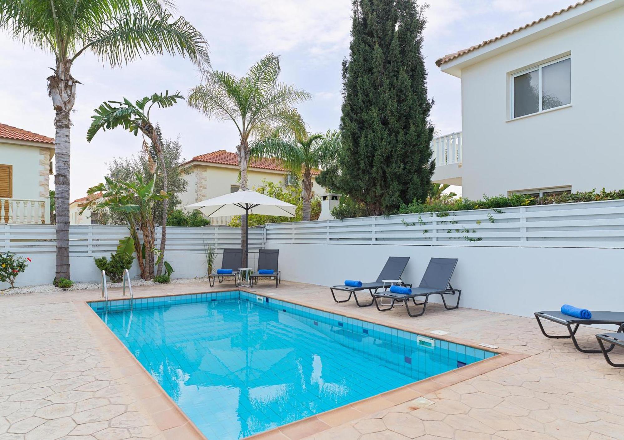 Luxvillasrentals Ajia Napa Zewnętrze zdjęcie
